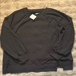 American Eagle Black Crewneck